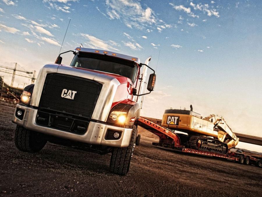  Caterpillar CT660 Tractor 2011 года  (фото 1 из 6)